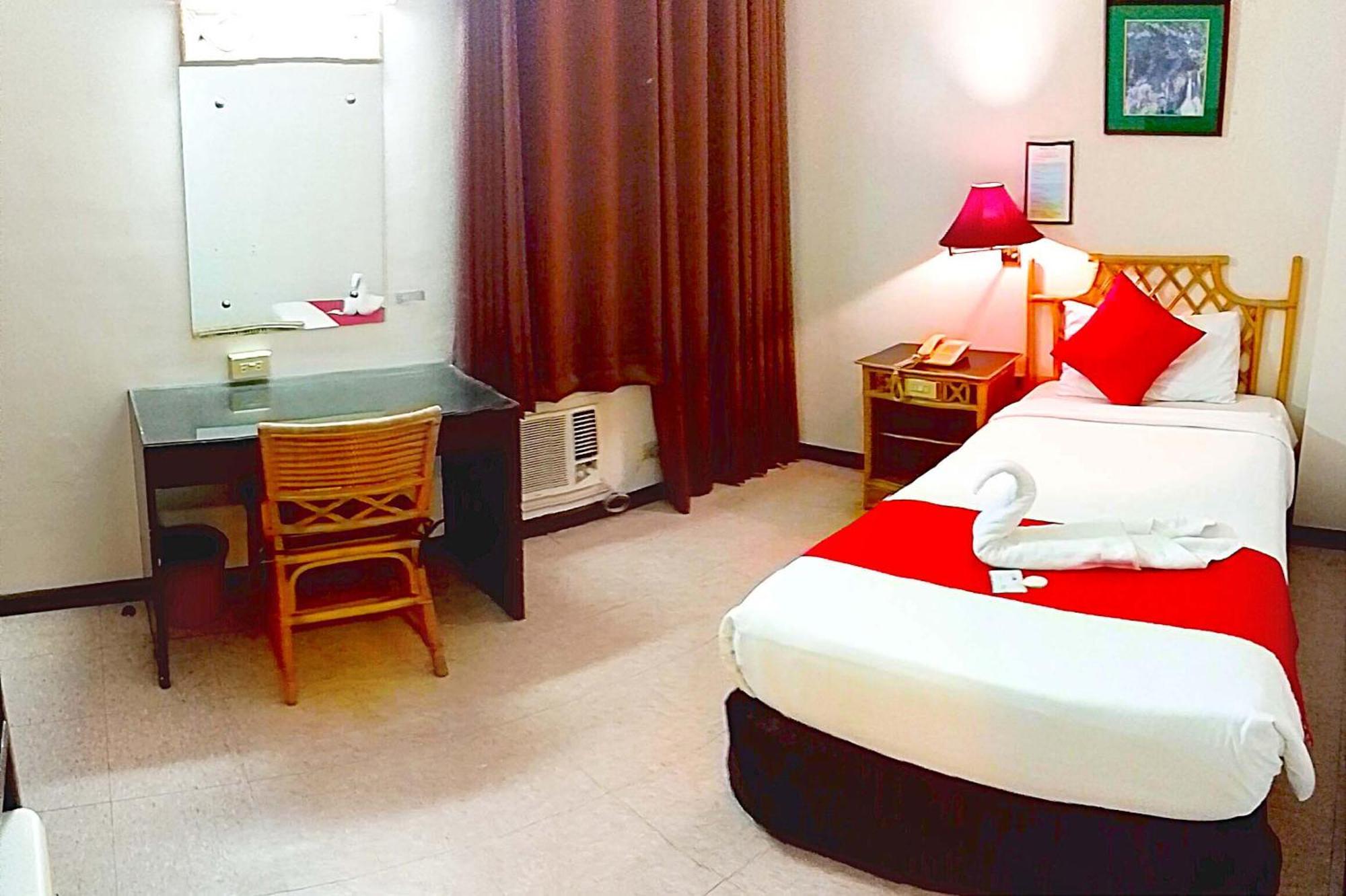 The Humbertos Hotel Davao City المظهر الخارجي الصورة